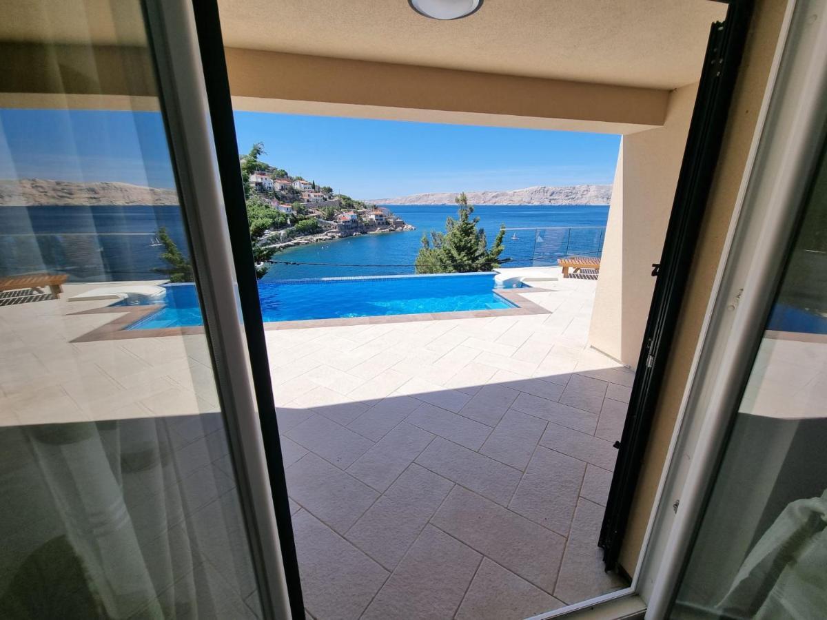סטארי גראד Villa Relax , With Seaview And Two Pools Near Beach מראה חיצוני תמונה