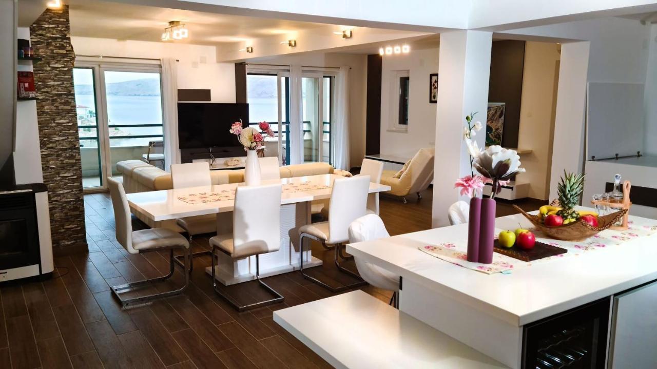 סטארי גראד Villa Relax , With Seaview And Two Pools Near Beach מראה חיצוני תמונה