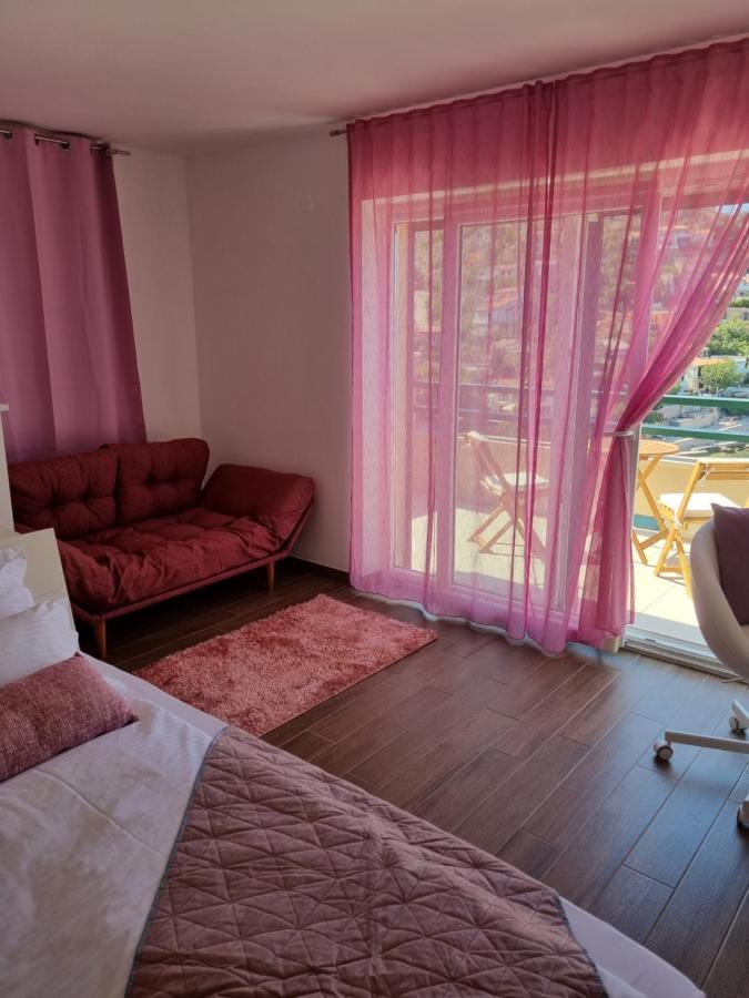 סטארי גראד Villa Relax , With Seaview And Two Pools Near Beach מראה חיצוני תמונה